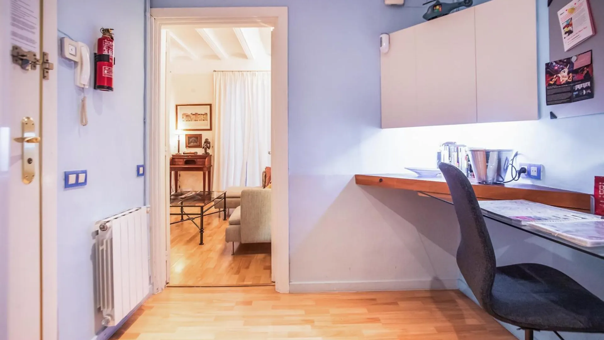 El Born - Ciutat Vella - Port 5 Pax 2 Bedrooms バルセロナ 0*,  スペイン